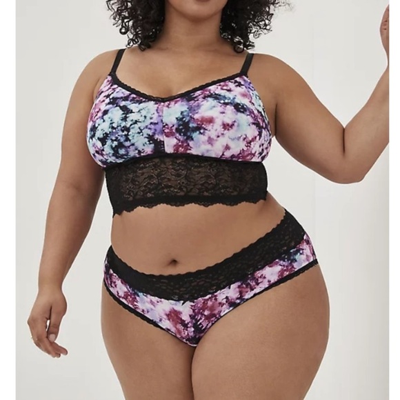NWT TORRID - TIE DYE BRALETTE - Picture 2 of 6